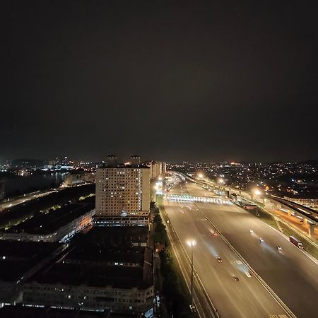 Flexis Studio 1, Free 600Mbps Wifi, One South Serdang, Lakeview, Mrt Serdang Raya Utara, Apu, Upm, South City Plaza Seri Kembangan Esterno foto