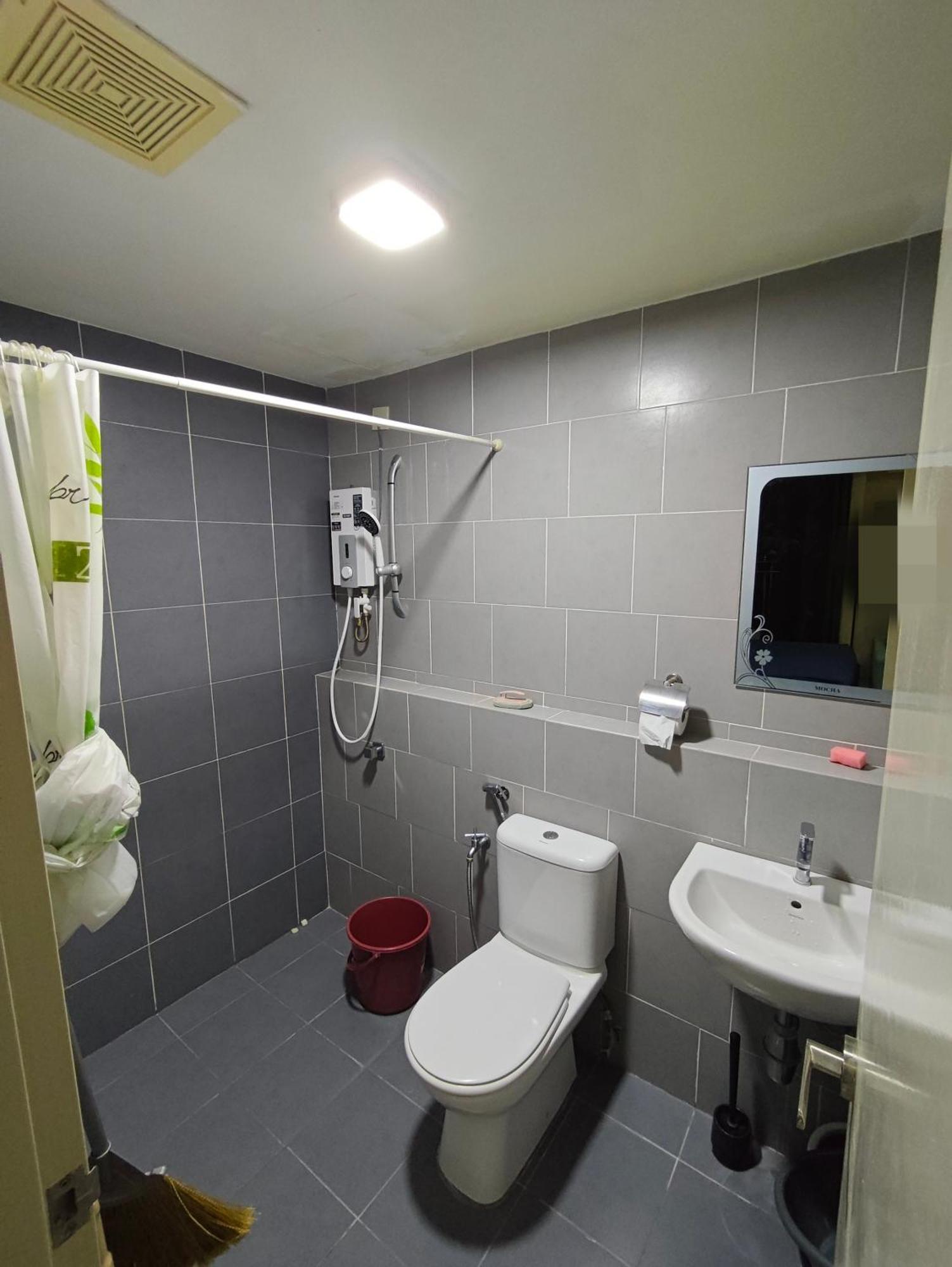 Flexis Studio 1, Free 600Mbps Wifi, One South Serdang, Lakeview, Mrt Serdang Raya Utara, Apu, Upm, South City Plaza Seri Kembangan Esterno foto